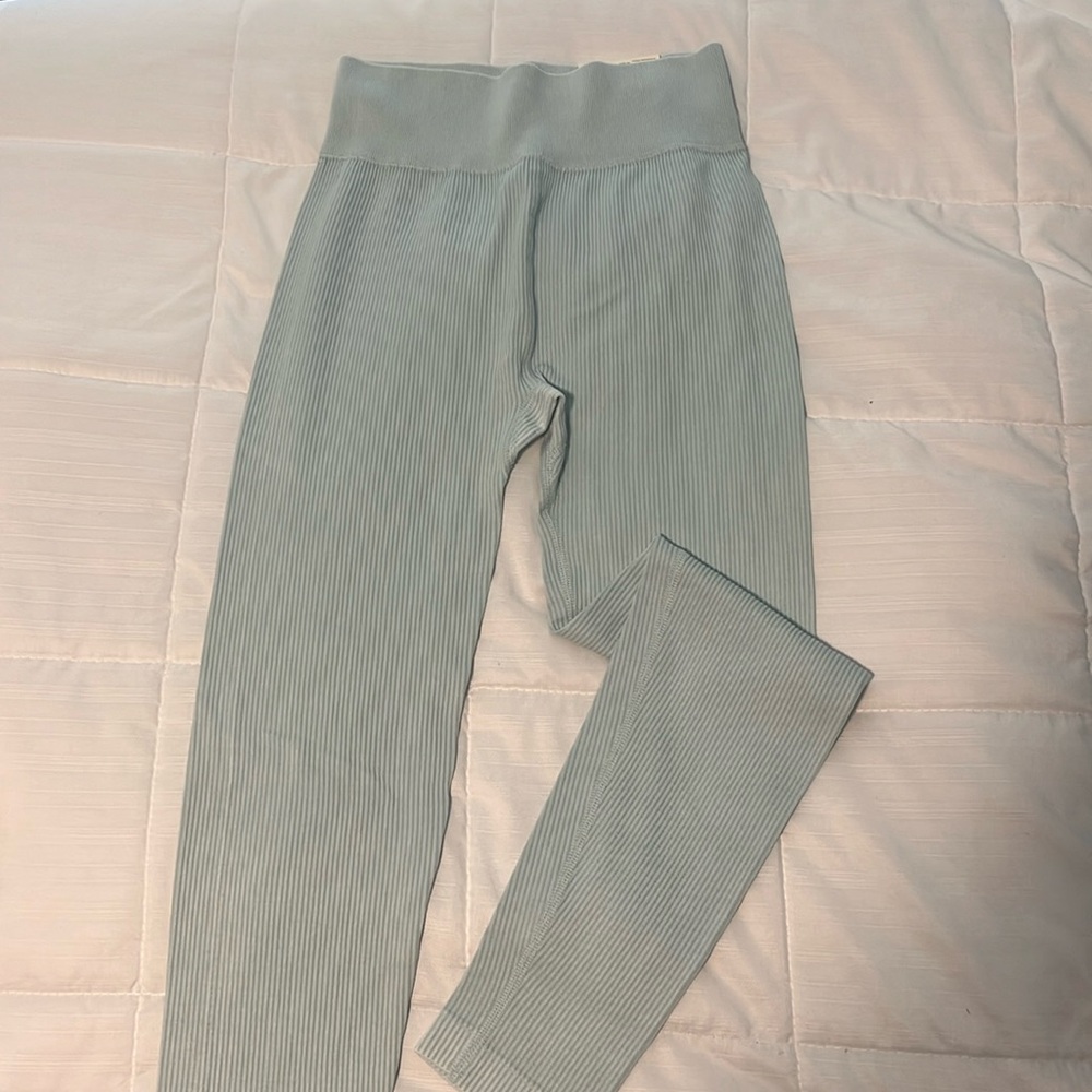 Seamless Blue Leggings